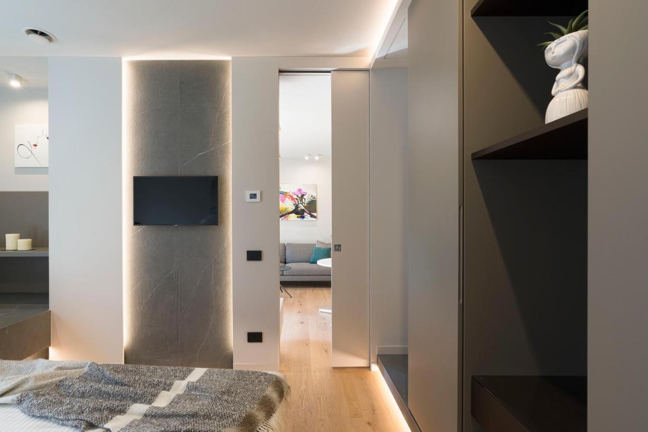 Aera Luxury Suites - 303 304 305 Катания Экстерьер фото