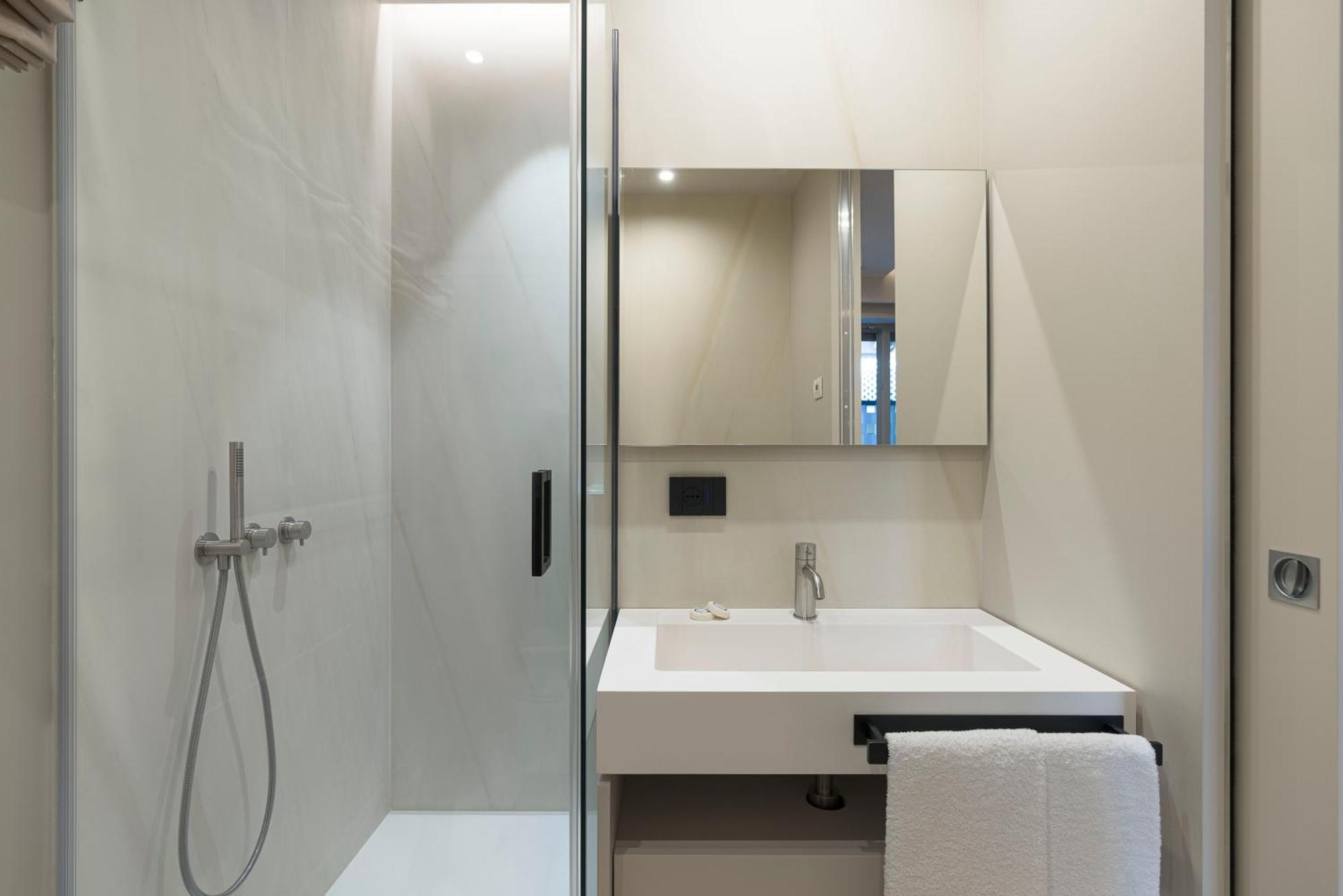 Aera Luxury Suites - 303 304 305 Катания Экстерьер фото